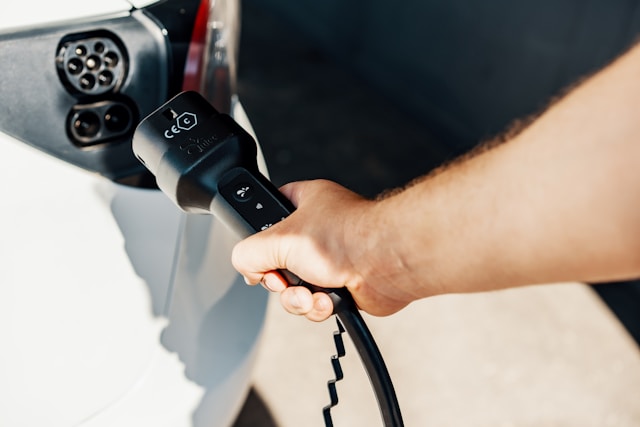 How to Choose the Best 48 Amp EV Charger?