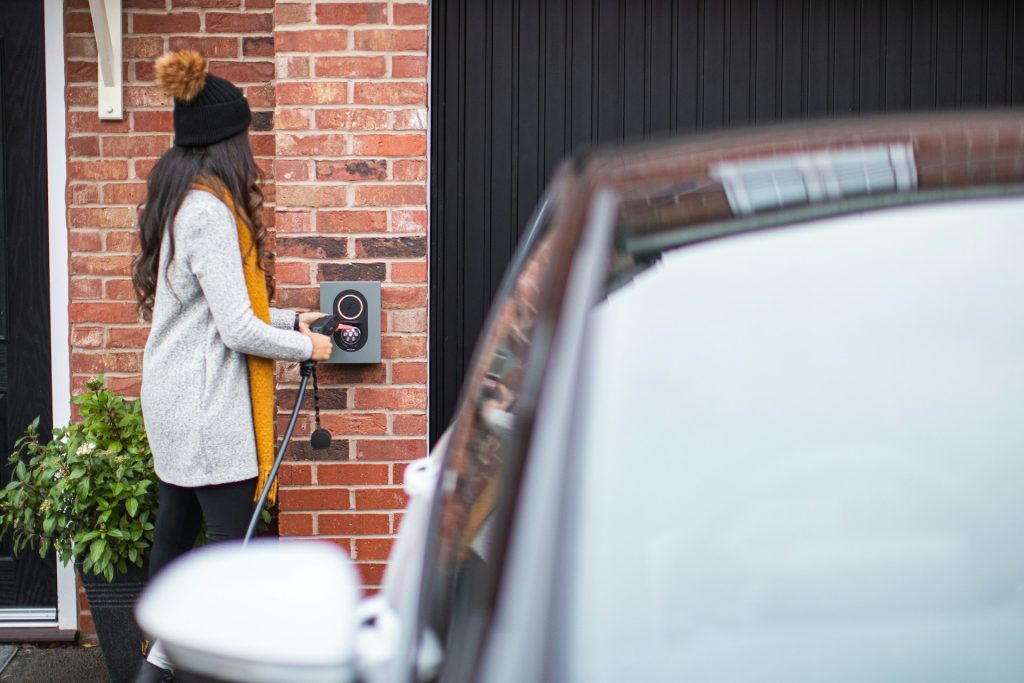 Best Time to Charge Your EV at Home