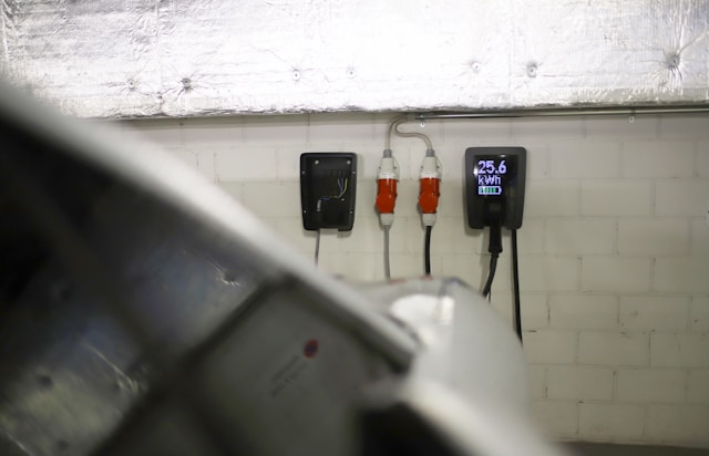 1-Phase vs 3-Phase EV Chargers