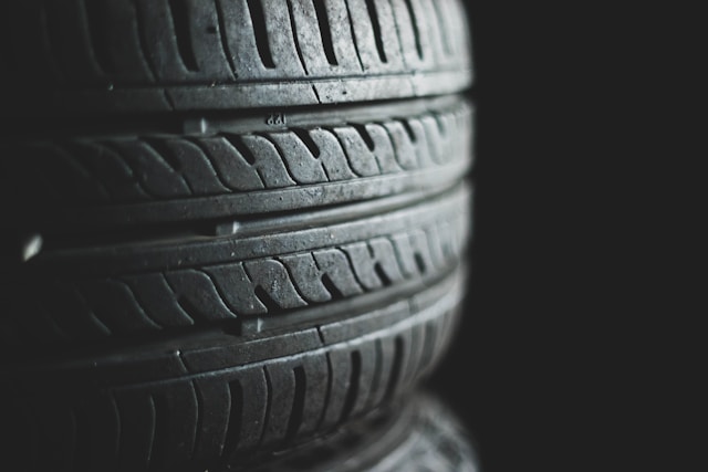 Key Differences Between EV Tires and Regular Tires