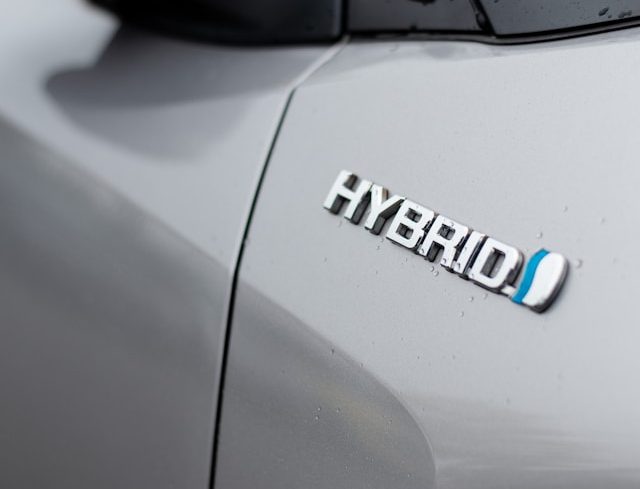 How a Plug-In Hybrid Works?